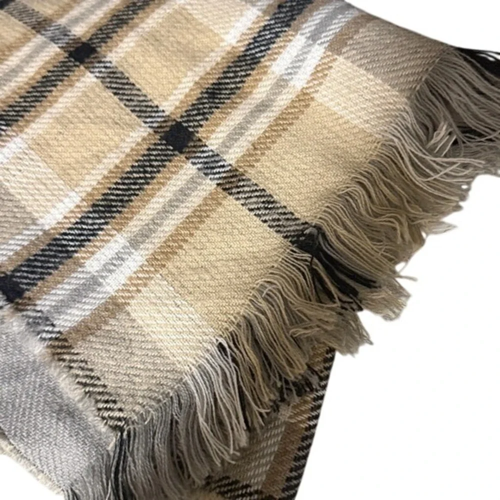 Mud Pie Womens Tan Black White Plaid Fringe Blanket Scarf One Size OS